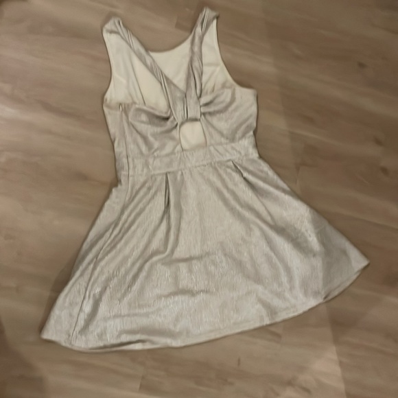 Sparkly cute dress - Picture 2 of 3